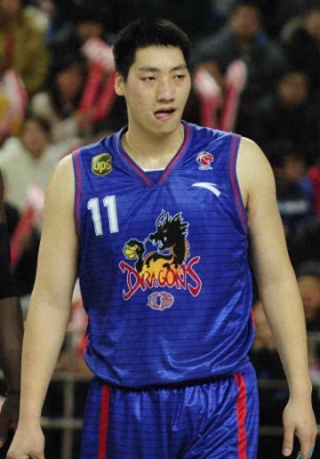 开云app下载-他是CBA3届MVP得主，打了19年，退役进管理层，娶空姐幸福美满